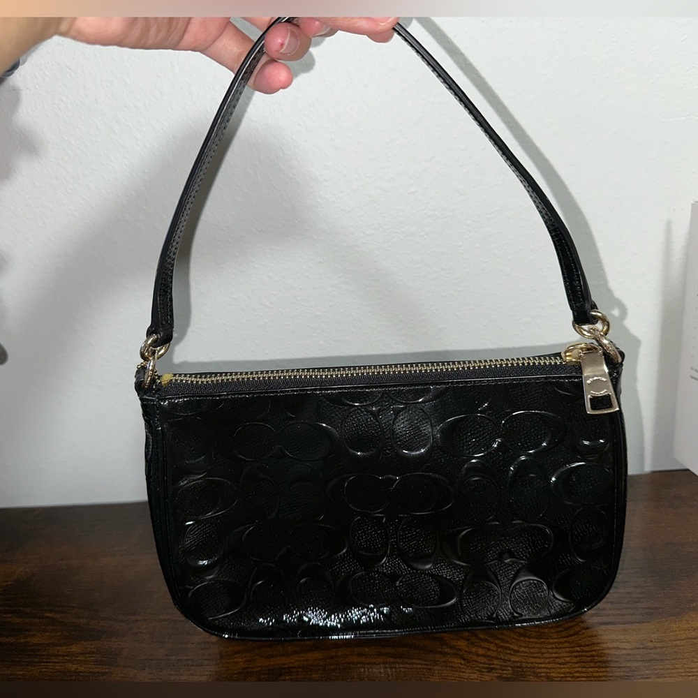 Coach Crossbody - Picture 3 of 3